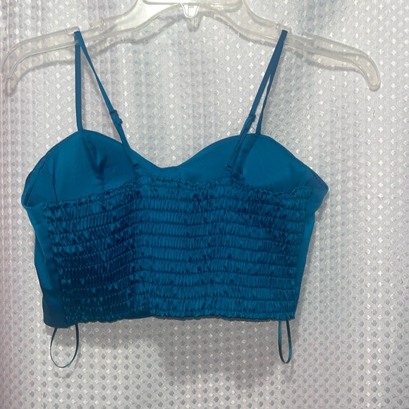 Sincerely Jules Women's Sleeveless Crop Top Shiny Blue Size Small EUC - Picture 4 of 4